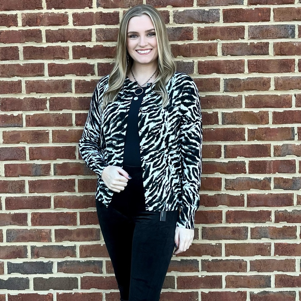 AVA PAIGE Cardigan